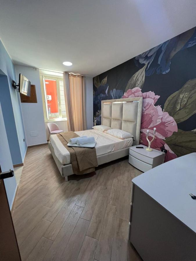 Bed and Breakfast In Piazzetta Neapol Zewnętrze zdjęcie