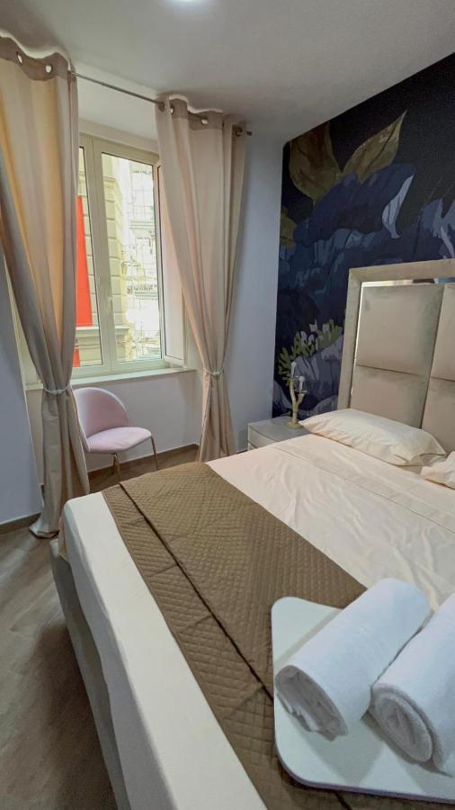 Bed and Breakfast In Piazzetta Neapol Zewnętrze zdjęcie